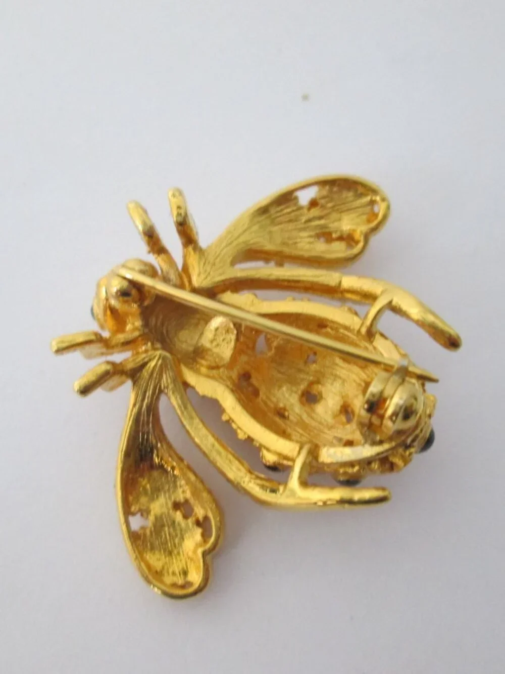 NEW Joan Rivers Original Bee Brooch Pin Gold Tone Jeweled with Dust Cover - NIB